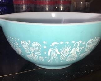 Other pieces to follow: Pyrex Cinderella Butterprint turquoise and white farmers nesting bowls WITH SPOUTS