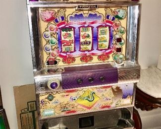 Pioneer slot machine