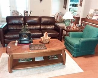 Unusual Oak End table - top "LIFTS" up and out with storage underneath top.