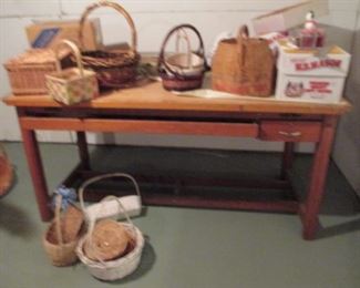 Drafting Table & Baskets