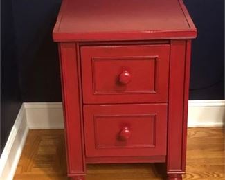 Lot 100
Pottery Barn Kids Thomas Collection Nightstand (1 of 2)