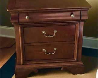 Lot 109
Traditional Bedroom Nightstand