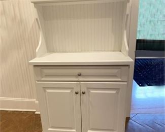 Lot 202
Custom Bead Board Cabinet Workspace