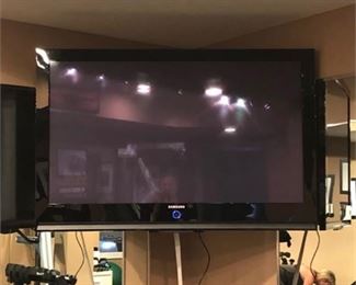 Lot 302
Samsung Plasma Display 50" Television