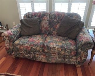 Match Tapestry Love Seat