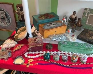 Hearts, P Buckley Painted Box, Velvet Boxes