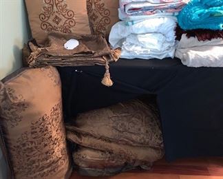 Reba McEntire King Size Bedding 