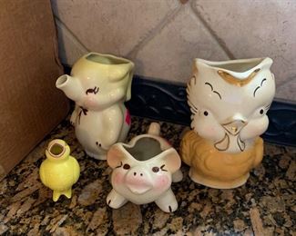 Pie Bird, Figural Creamers