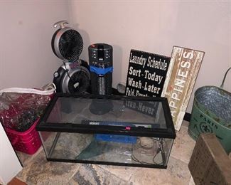 Medium Size Terrarium/ aquarium
