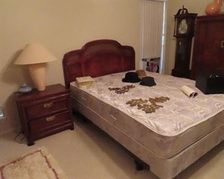 Oriental Influence Bedroom Set - Queen Size Bed