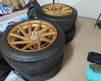 Set of 4 F1R Goodrich Tires