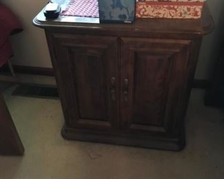 End Cabinet $ 78.00