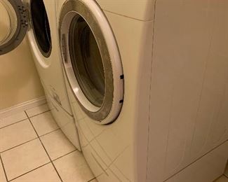 Samsung washing machine and dryer with draws underneath. Two drawers for sale for 50. Each dryer is 150.00 and the washing machine is free. 