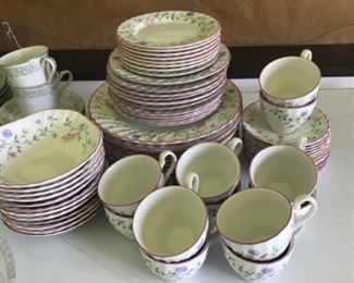 “Summer Chintz” by Johnson Brothers. 12 place settings 