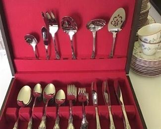Oneidaware stainless flatware, “Louisiana” Pattern, 12 place settings
