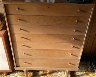Mid-century chest of drawers by Drexel.