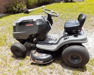 Craftsman Riding Lawnmower LT1500