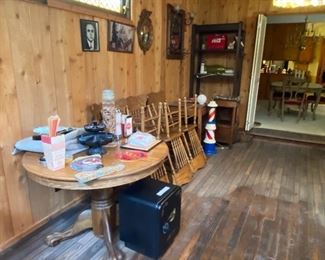 Ball and Claw round oak table with 6 chairs