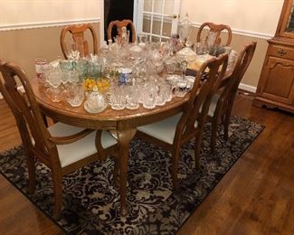 thomasville oak table and chairs
