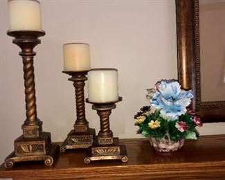 Capodimonte flower basket, part of a very large collection.