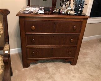 antique mahogany figures grain drawer fronts