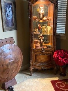 Gorgeous China Cabinet with storage below and 3 glass Shelves :Lighted