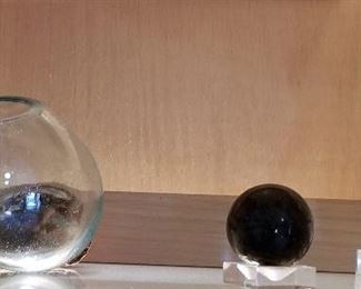 Lots of decor items for sale especially if you are looking for the unique pieces.