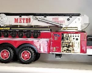 Electric fire truck 