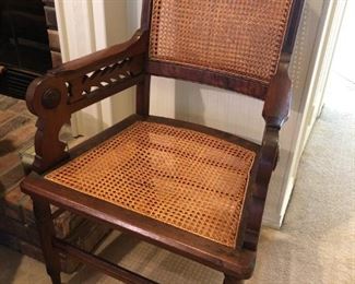SUPER NICE ART/CRAFTS ERA WOOD & RATTAN SIDE CHAIR