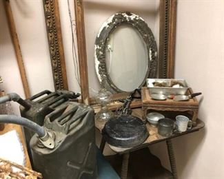  VINTAGE ARMY SUPPLIES, RADIO TABLE