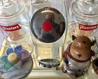 VINTAGE PLANTERS PEANUT JARS W/LIDS, COOKIE JARS