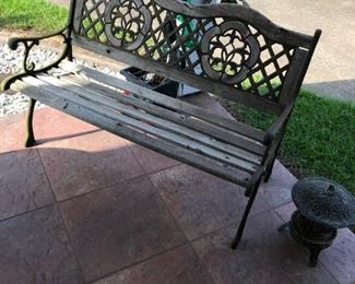WROUGHT IRON & WOODEN BENCH