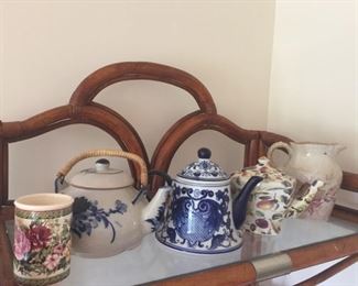 More tea pots!