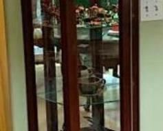 076l Lighted Display Cabinet