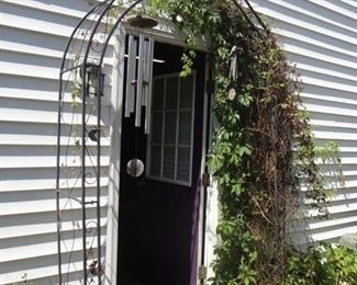 Metal Vine Trellis Archway