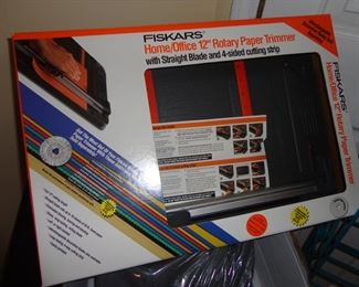 Fiskars 12" Paper Trimmer