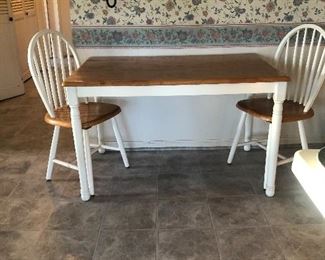 Kitchen table and 2 chairs