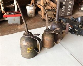 Early Oil cans