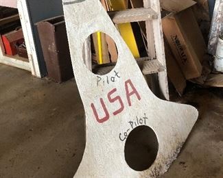 Handmade shuttle