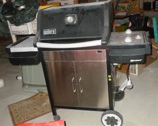 Nice weber gas grill