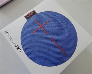 UE Roll 2 Speaker