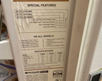 Upright Freezer specs including dimensions