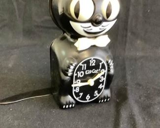 AS811 Adorable Kit Cat Klock