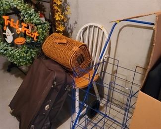 Assorted Picnic Baskets