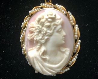$65 Cameo with seeded pearls border