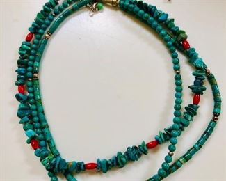 $40 Turquosie stone necklace 