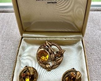 $22 Vintage pin and earrings set in box