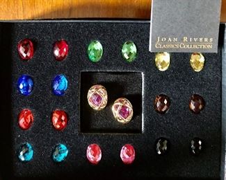 $20  Joan Rivers Interchangeable earrings set