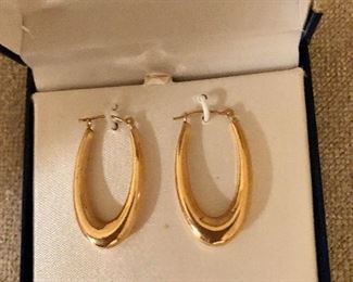 $75 14K Gold hoop earrings