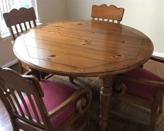 Dining table with 2 leaves and 8 chairs.  Very good condition